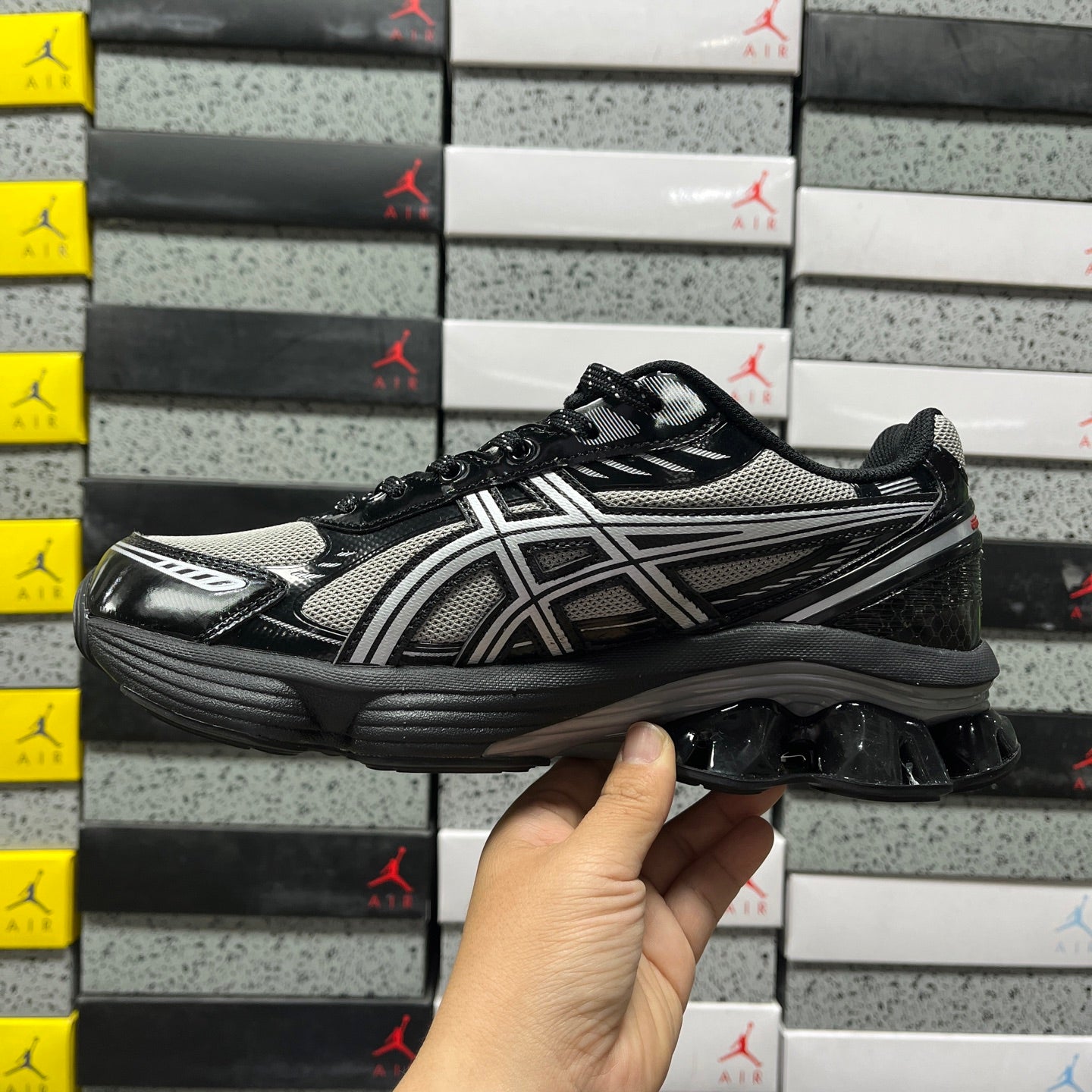 Gel-Kinetic Fluent Black and Silver