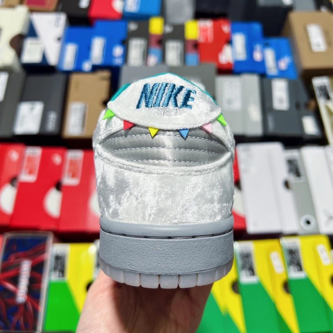 Dunk Low Ice