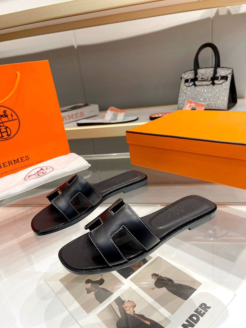 Hermes Chinelos