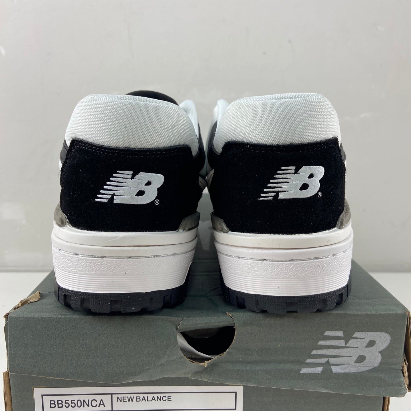 550 White and Black