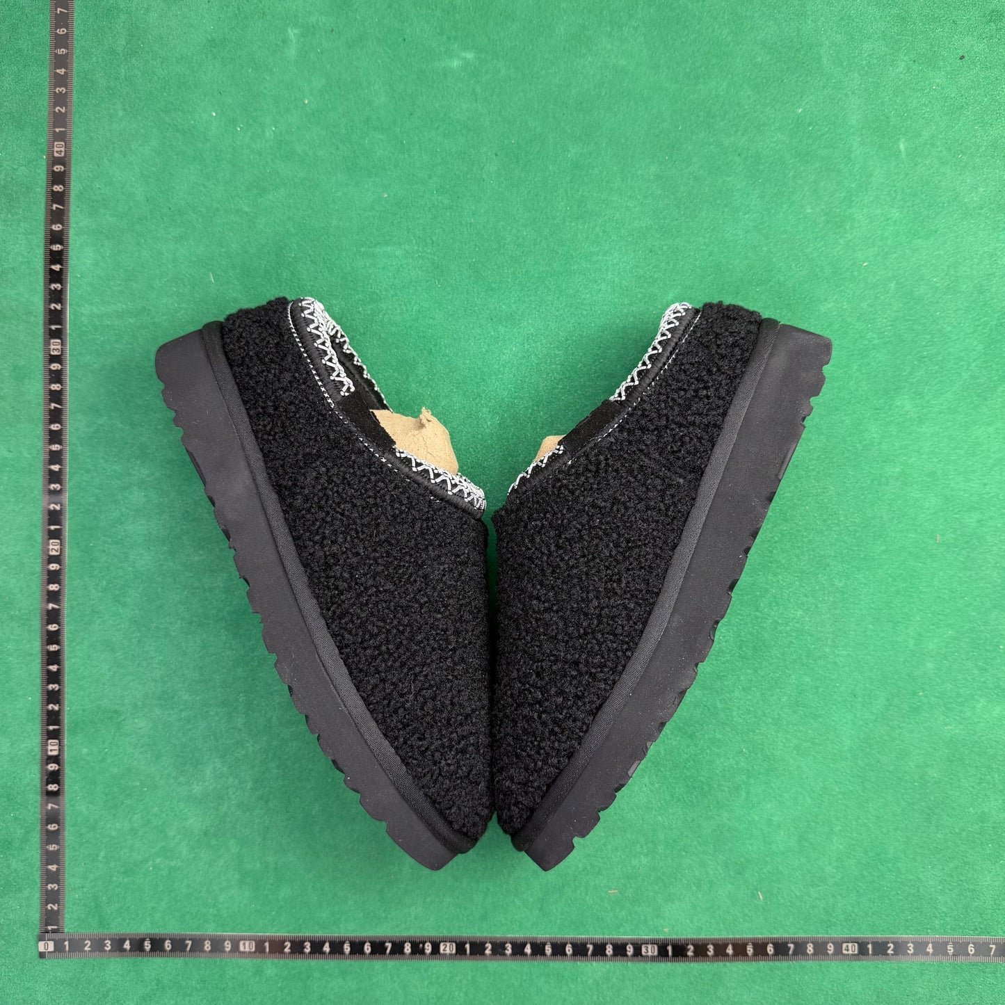 TT UGG