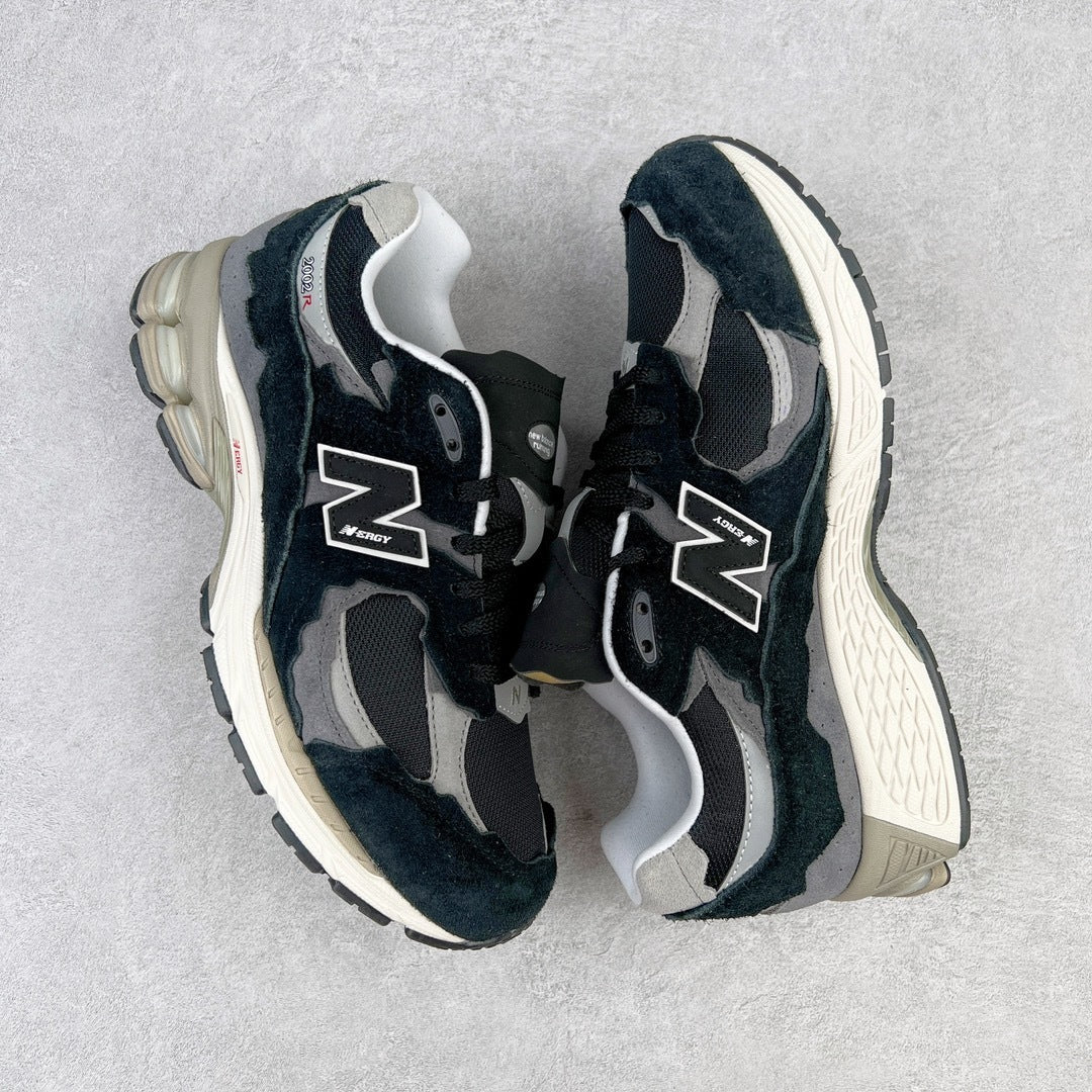 2002 Black