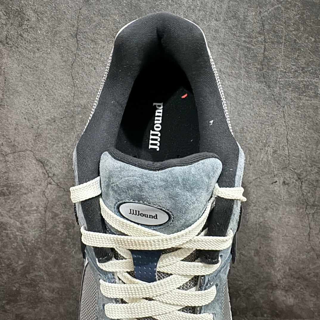 2002 Grey Blue Black