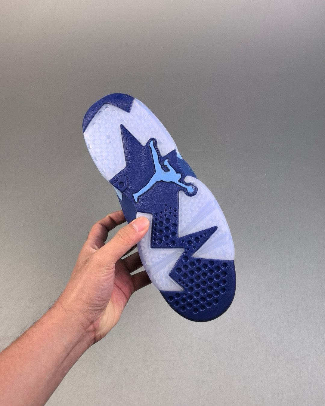 AJ6 Retro Duke Blue