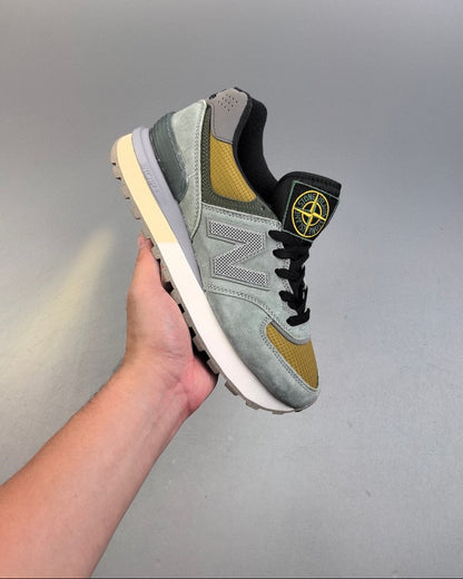574 Stone Island