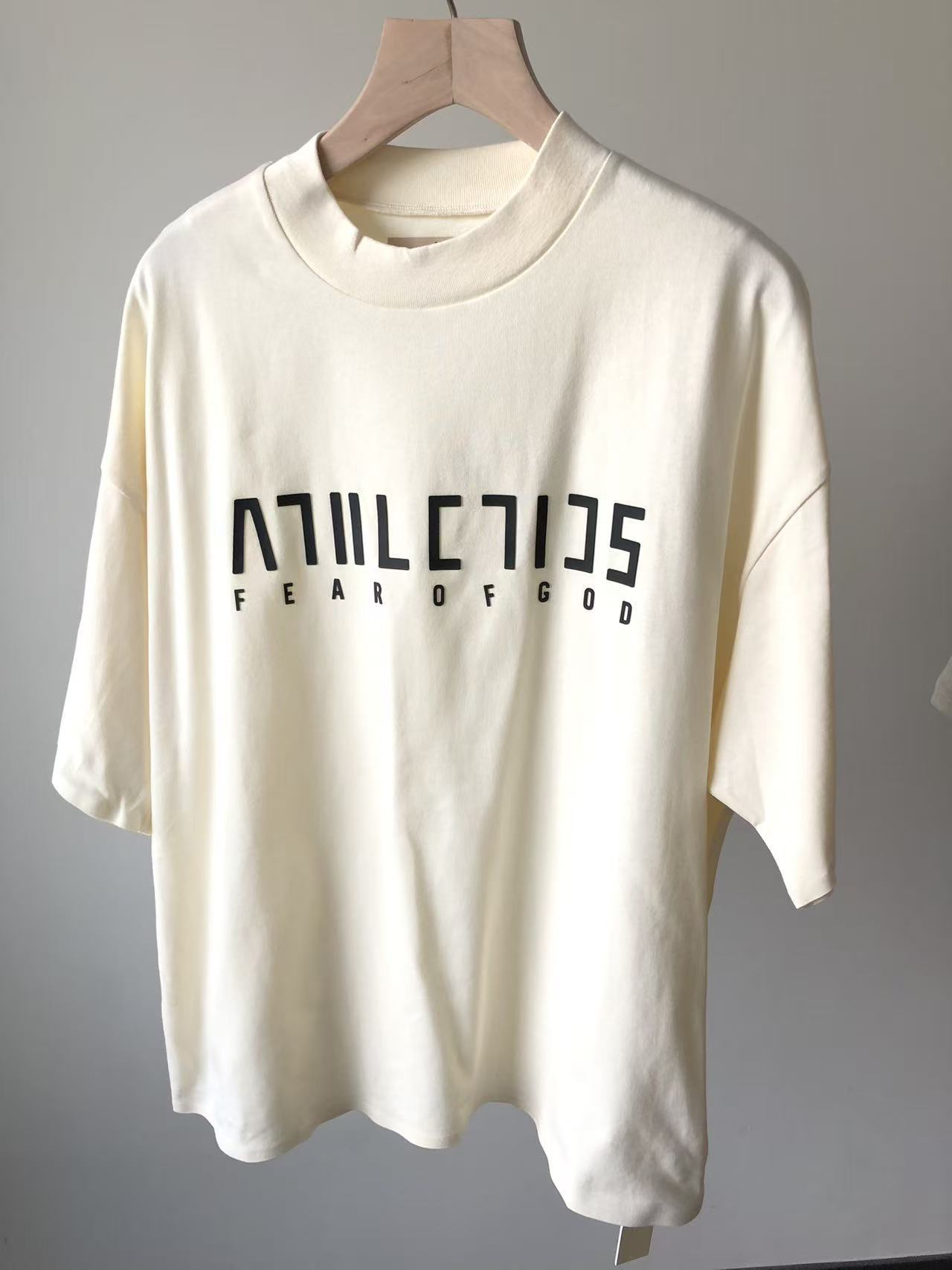 T-Shirt ESSENT