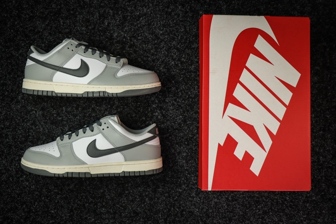 Dunk SP Light Smoke Grey