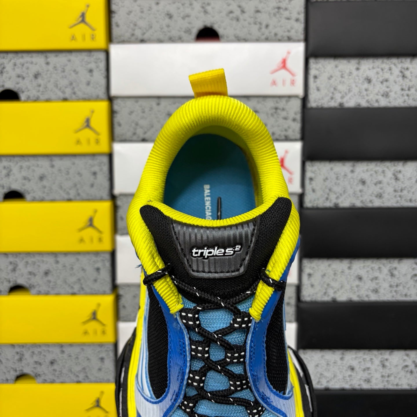 BLG Triple S.2 White/Black/Yellow/Blue