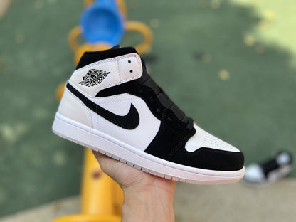 AJ1 MID Panda