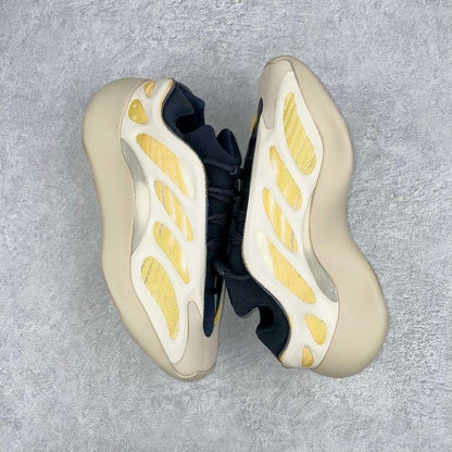 700 V3 Clay Brown