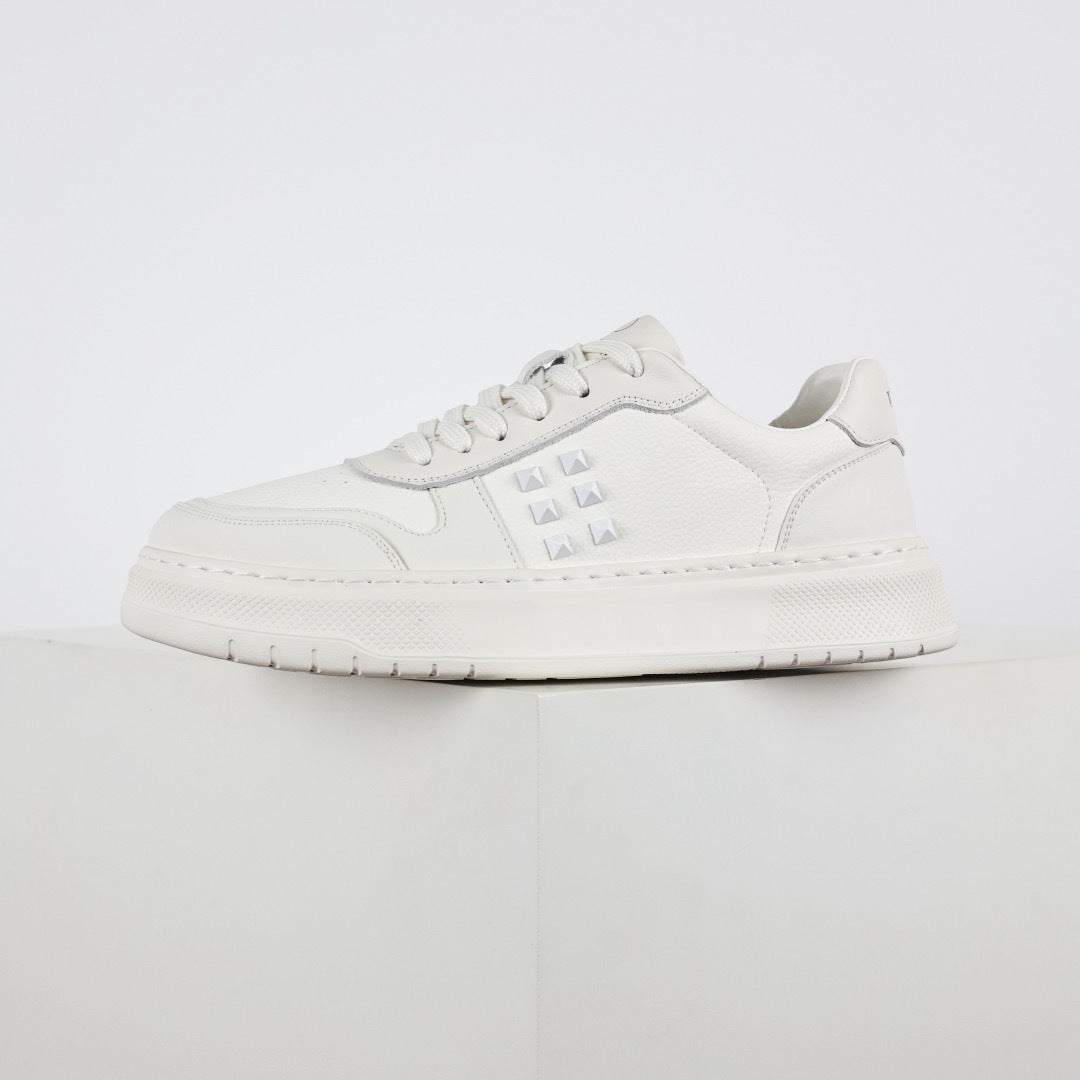 Valentino White