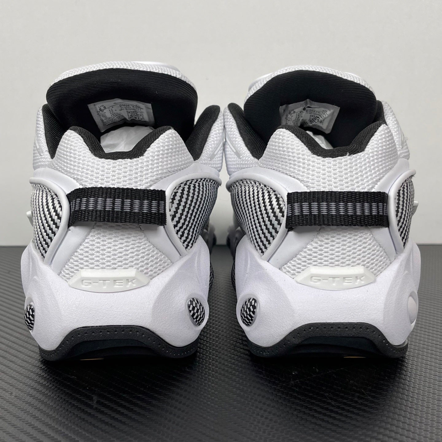 Nocta Glide Black/White