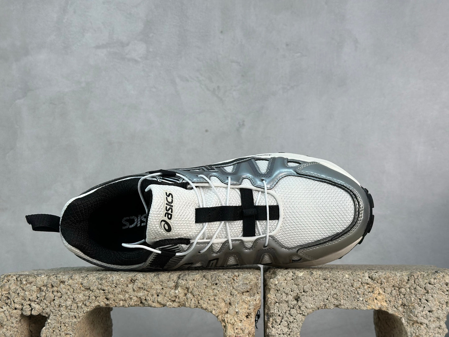 GEL-SONOMA FE Silver/Black