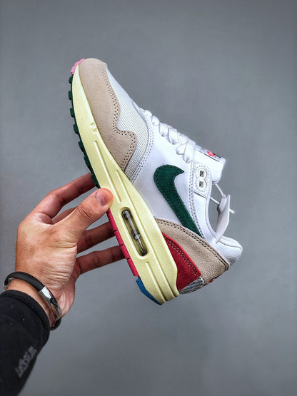 Air Max 1 All Petals United