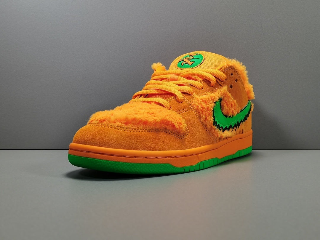 Dunk SB Grateful Dead Bears Orange