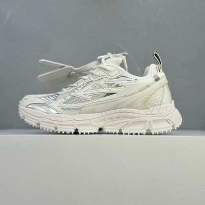 Be Right Back Full White