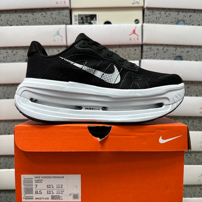 Vomero Premium Black/White