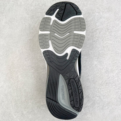 990 Black Grey