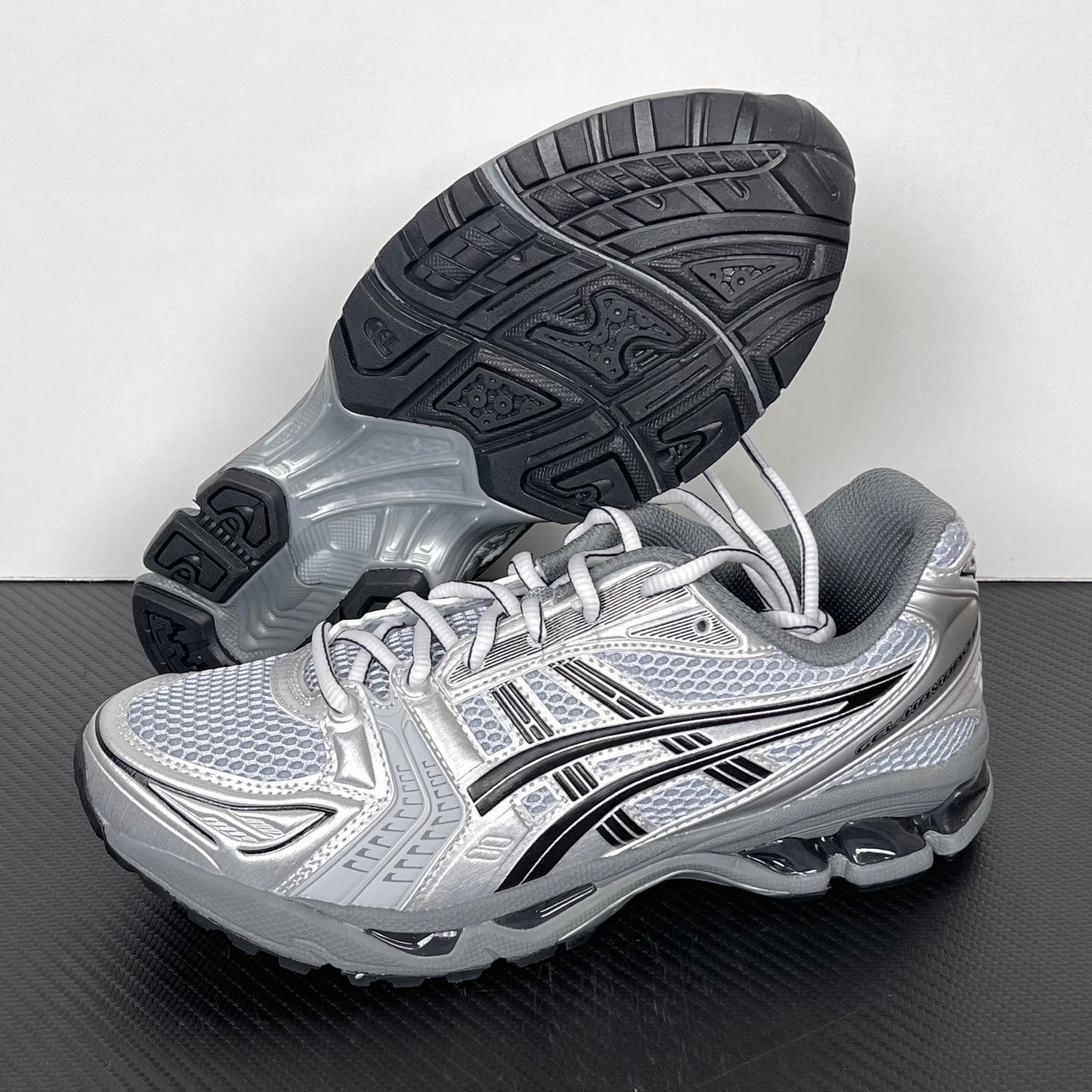 Kayano 14 White / Silver / Black
