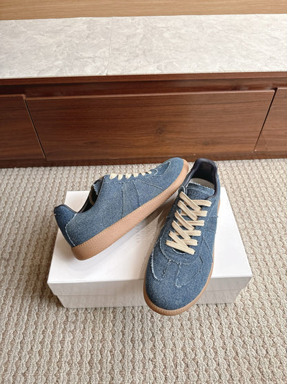 Maison Blue Jean