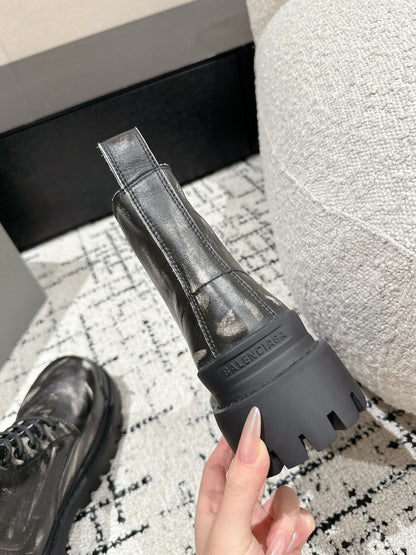 Bulldozer Boots