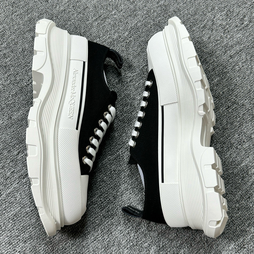 Alexander McQueen Black and White