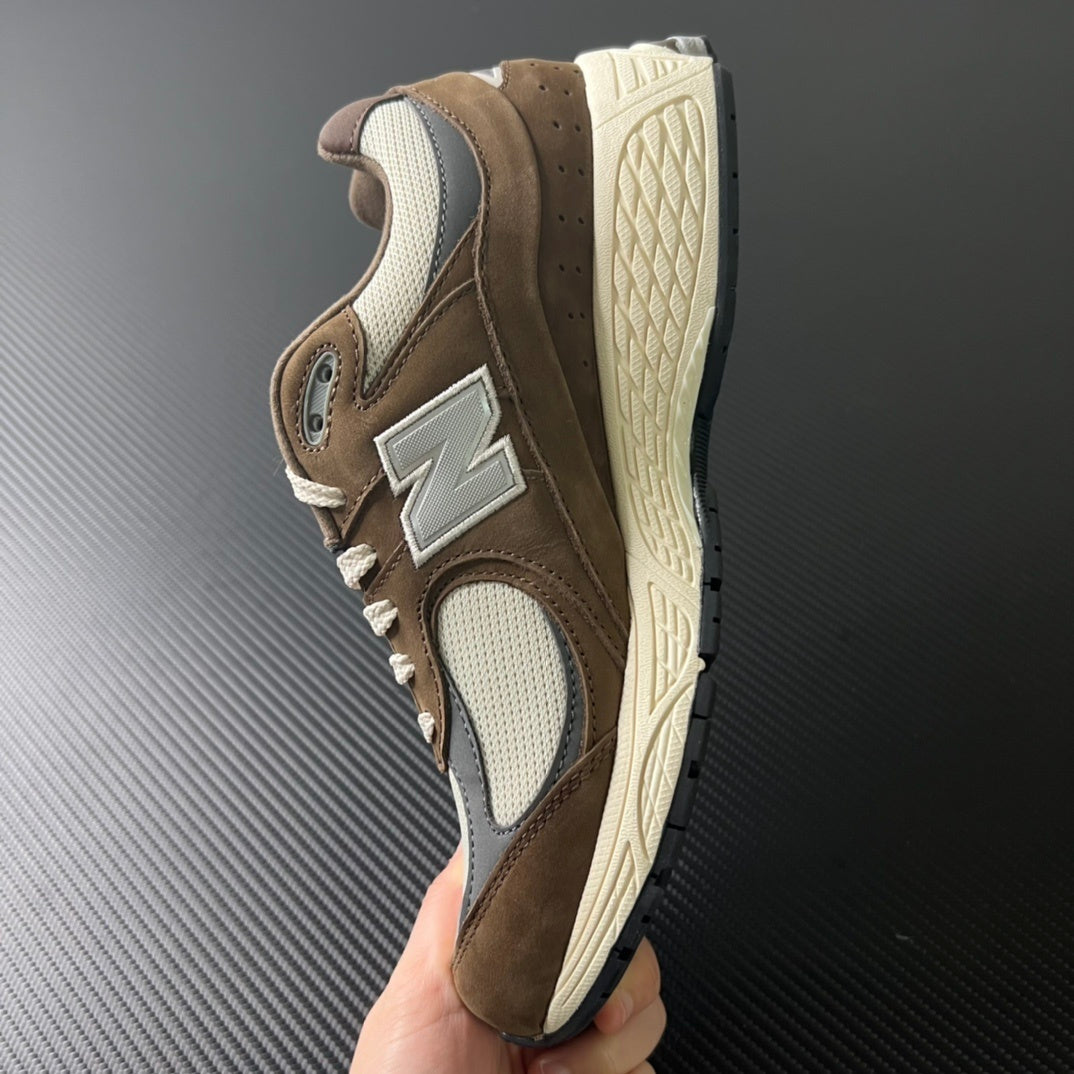 2002 Brown