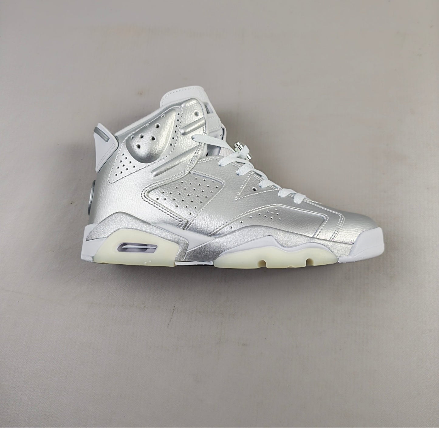 AJ6 PSG Silver