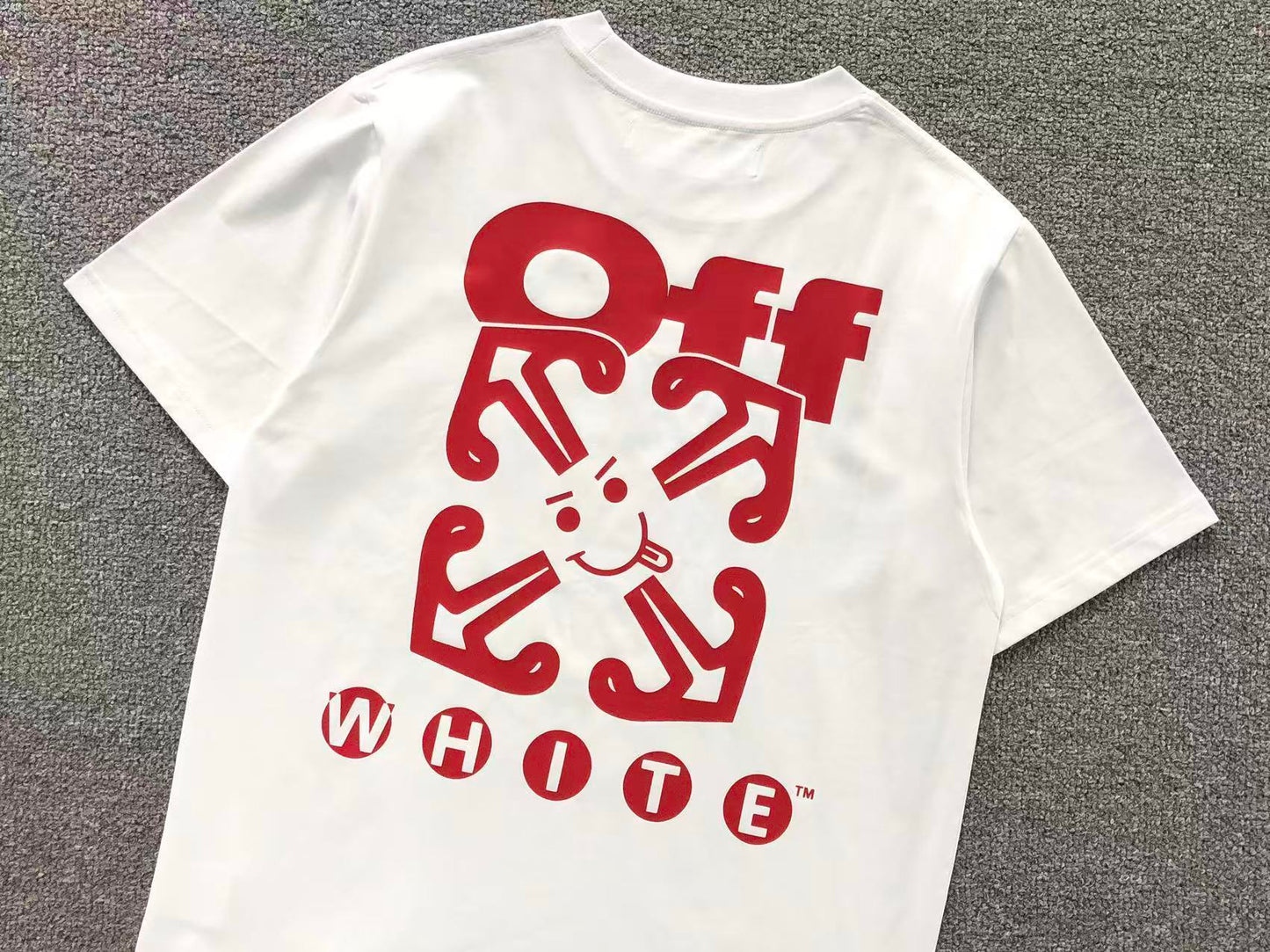 T-shirt Off