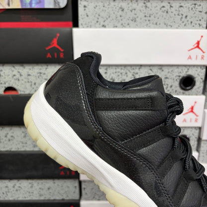 AJ11 Low Black