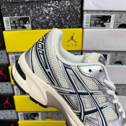 Gel-1130 Cream/Scarab