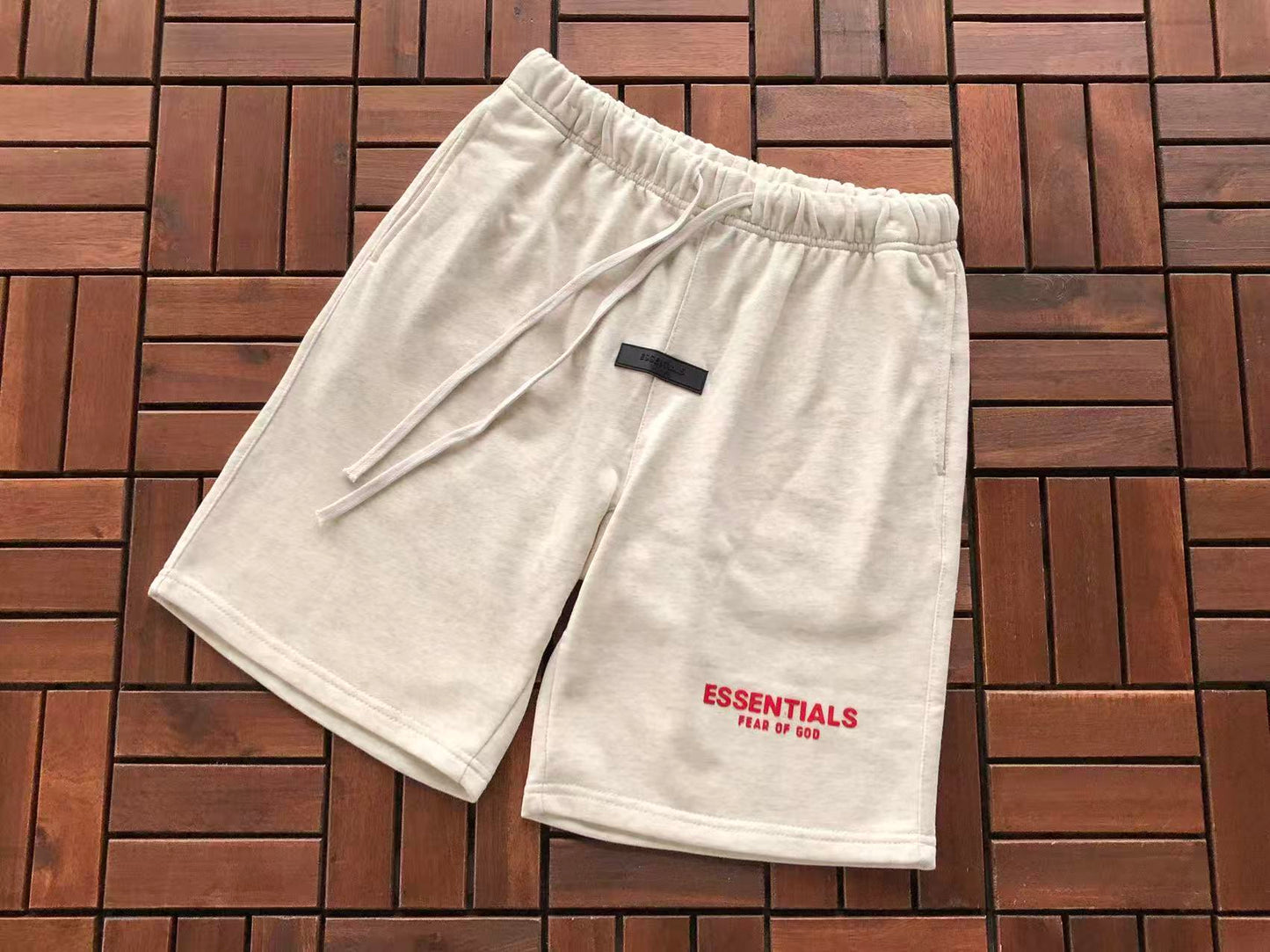 Conjuntos Essentials