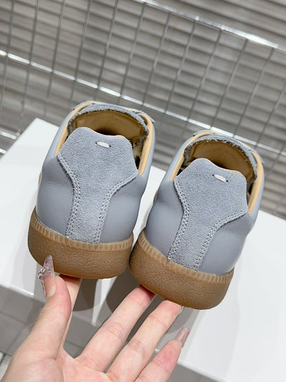 Maison Baby Blue Gum Sole