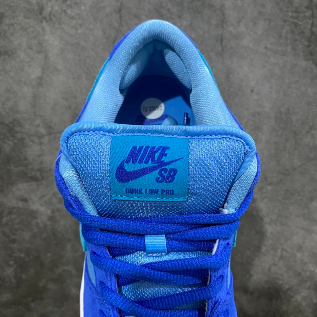 Dunk SB Blue Raspberry