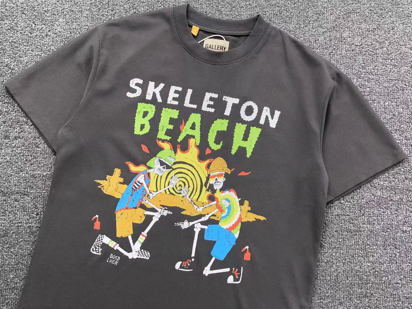 T-shirt GALLERY DEPT