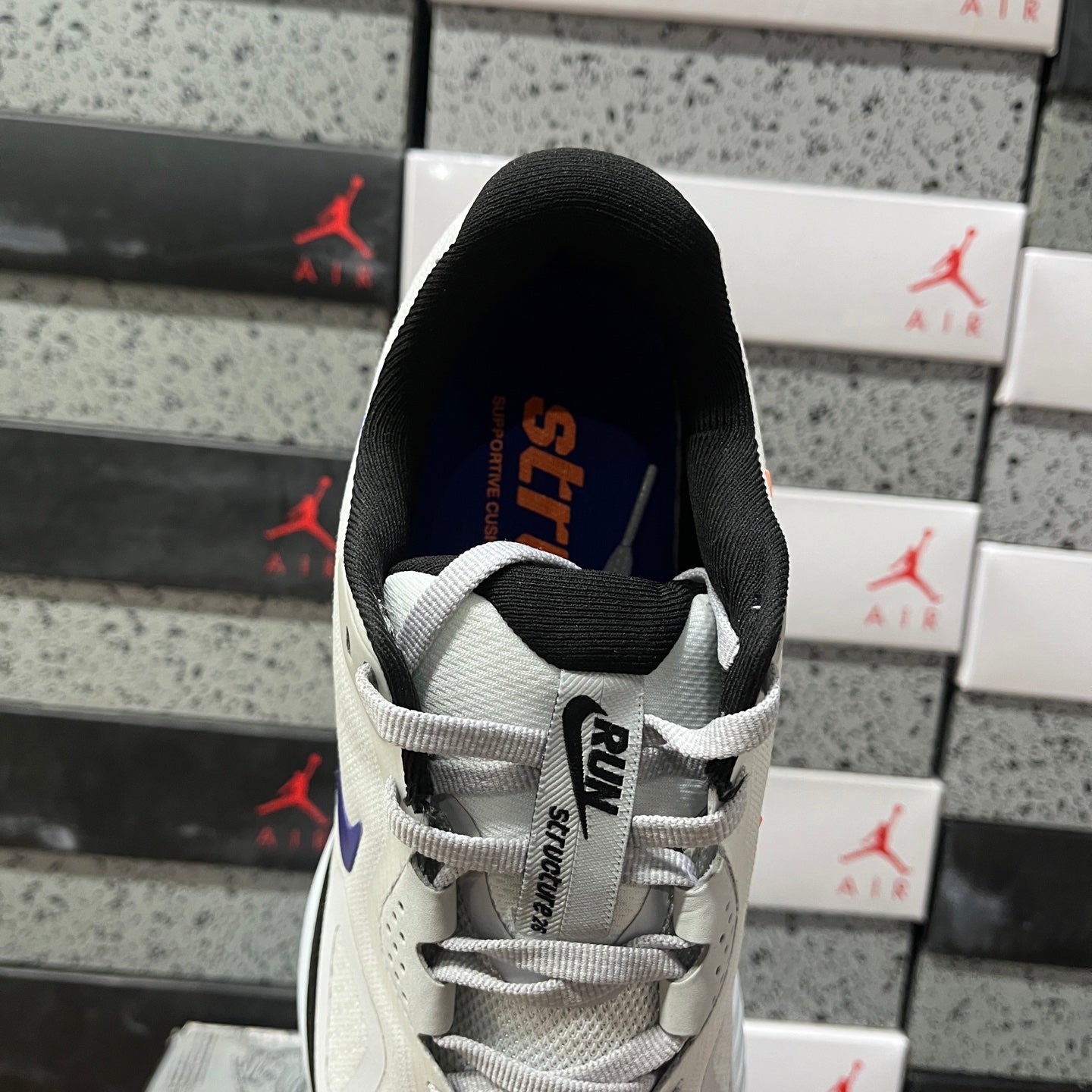 Structure 26 Pure Platinum Persian Violet