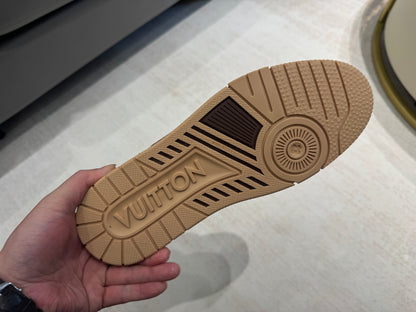 Trainer Brown