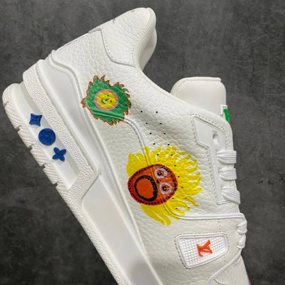 Trainer Kusama White