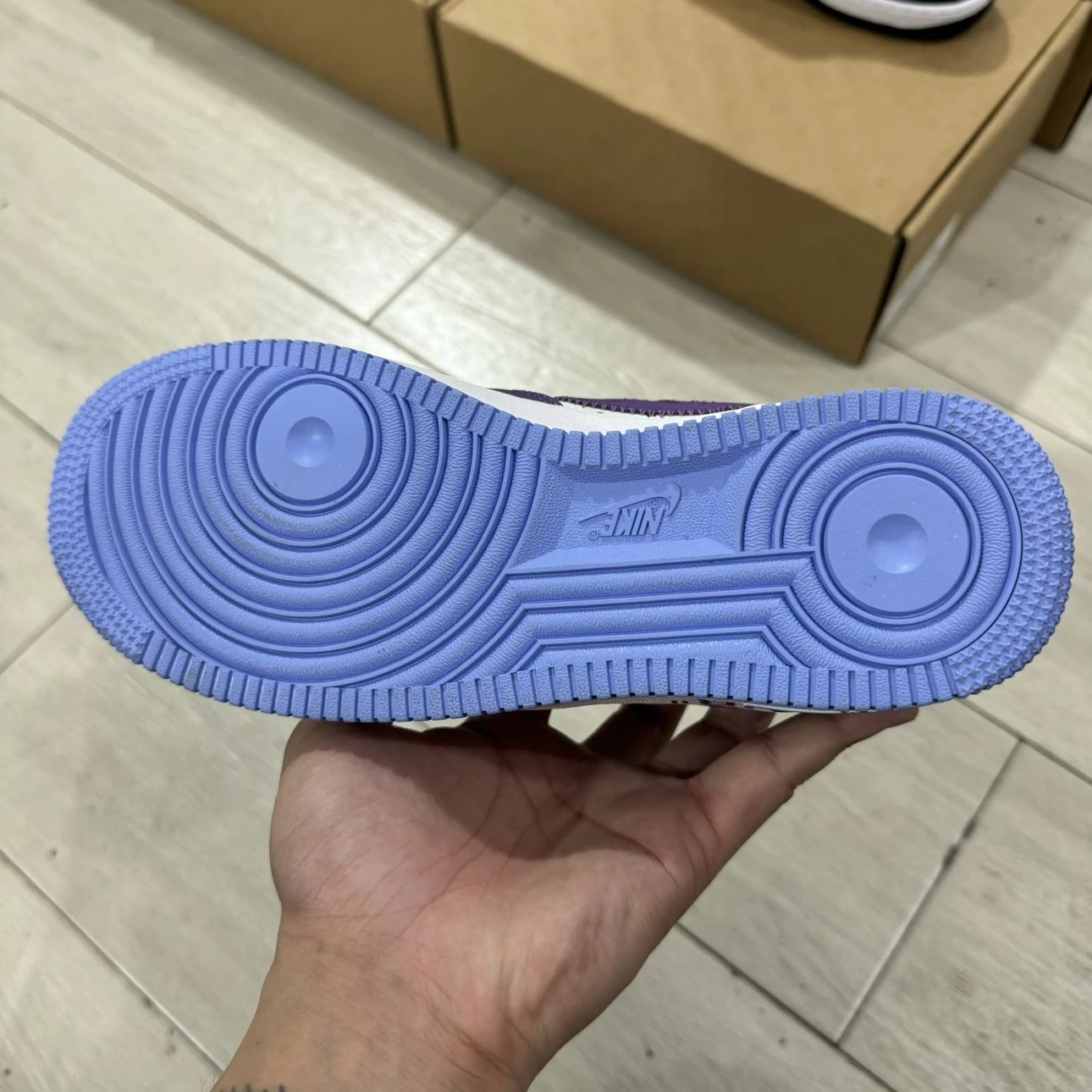 AF1 x LV Purple