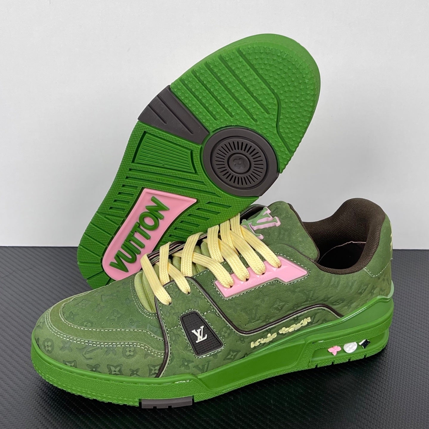 Trainer Green