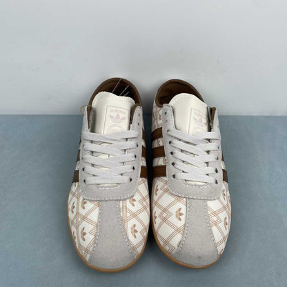 AD TOKYO White Preloved Brown