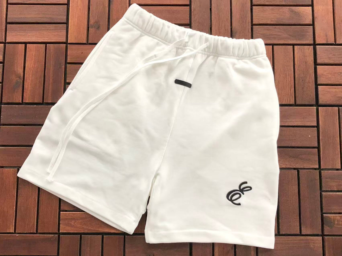 Conjuntos Essentials