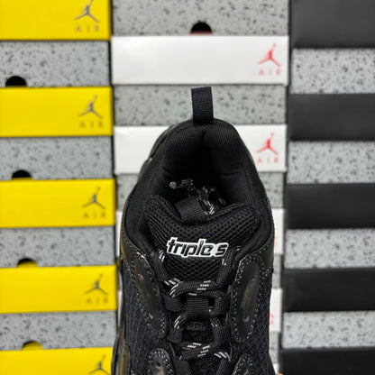 BLG Triple S Black