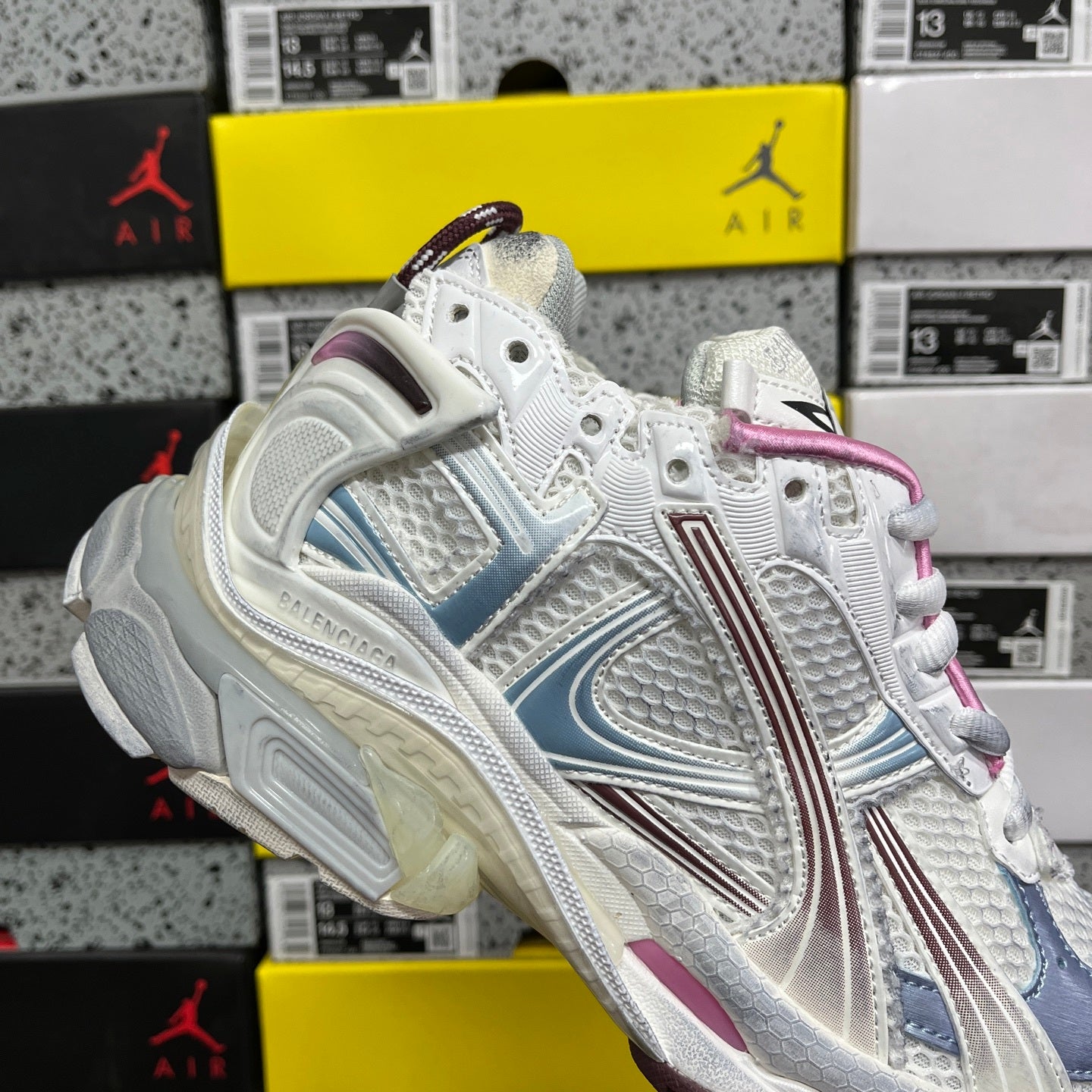 BLG Runner White/Pink/Blue