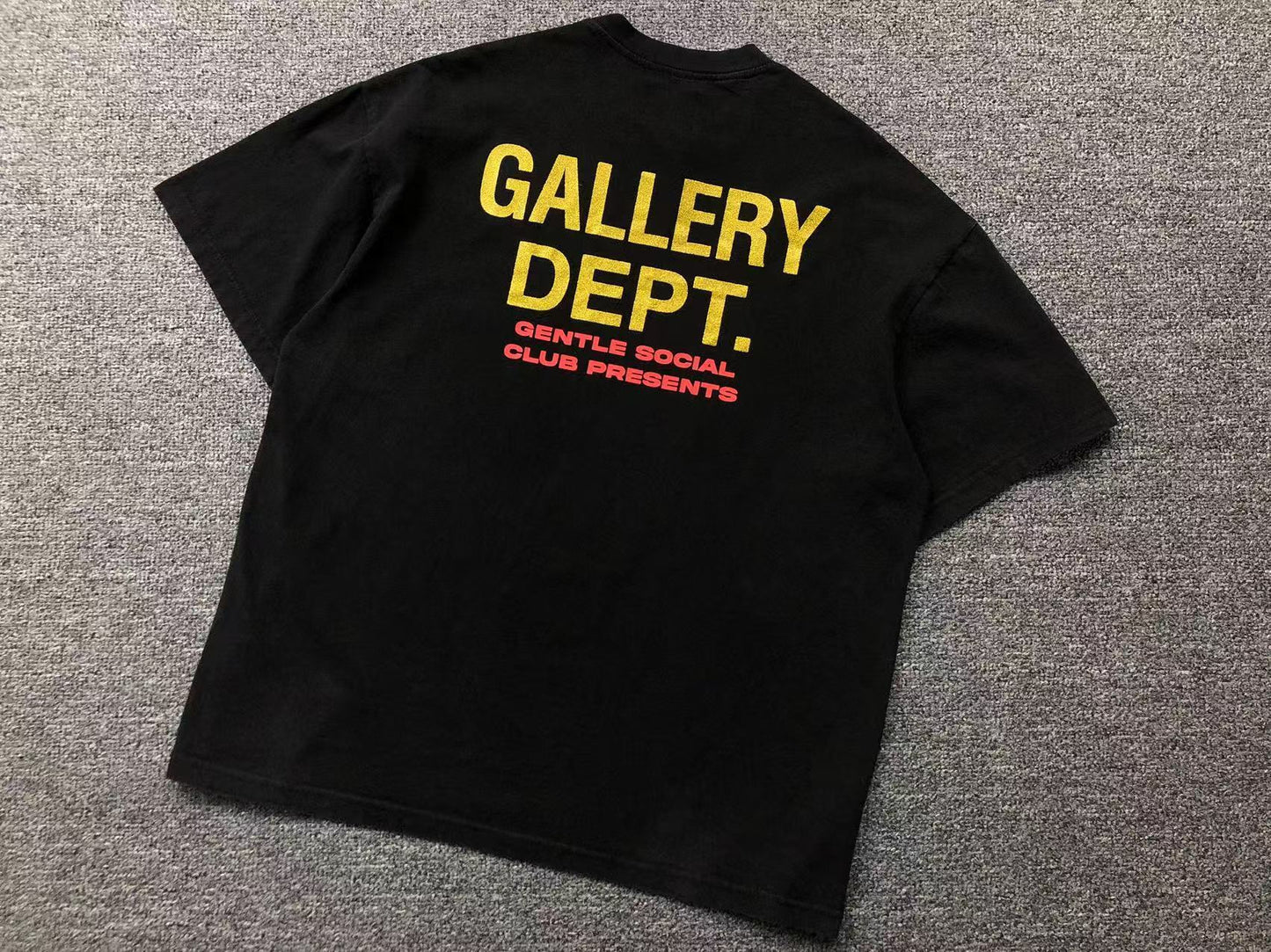 T-shirt GALLERY DEPT