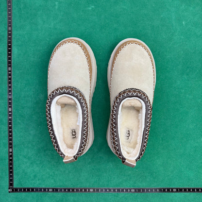 UGG Venture Daze