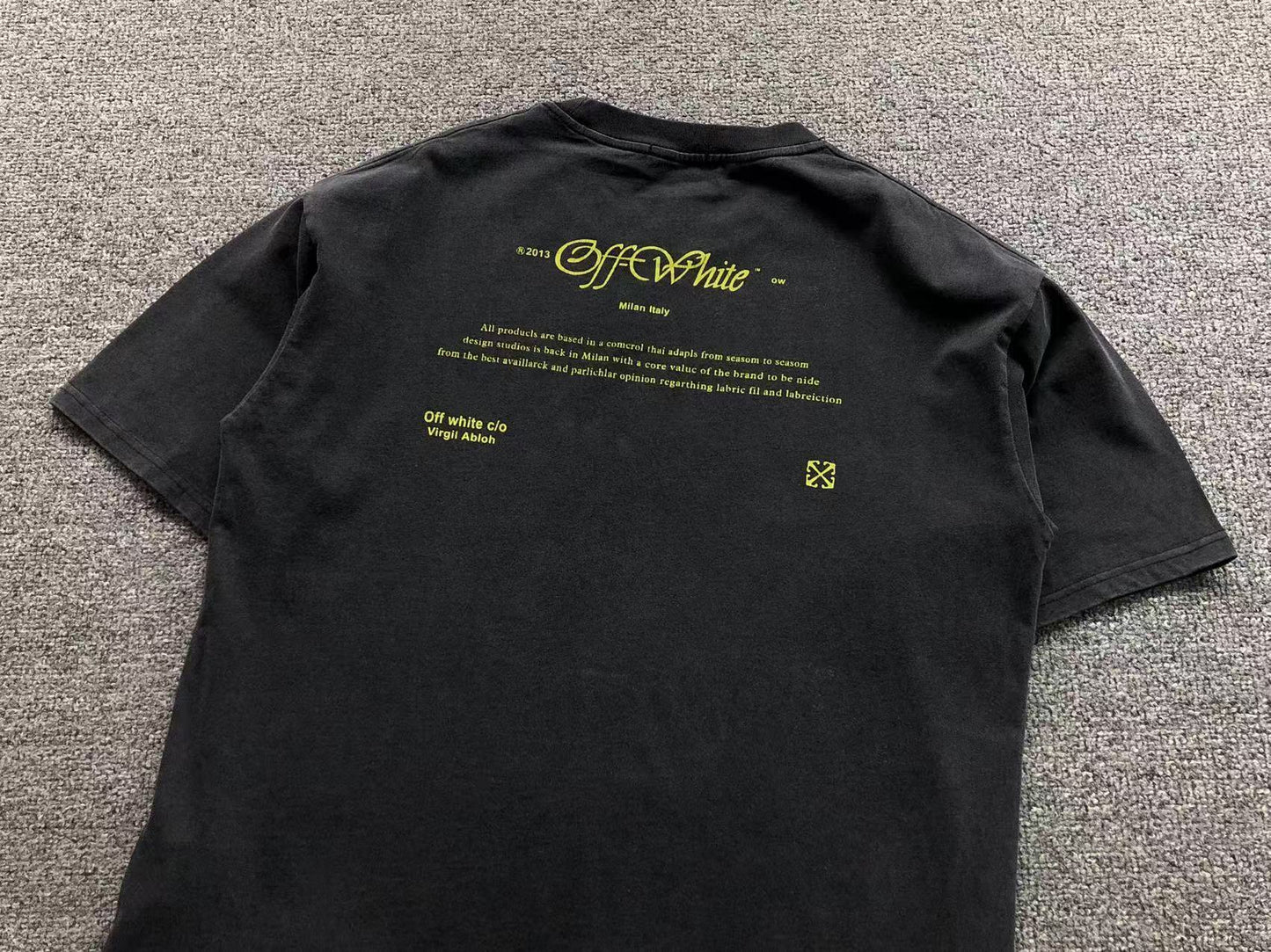 T-shirt Off