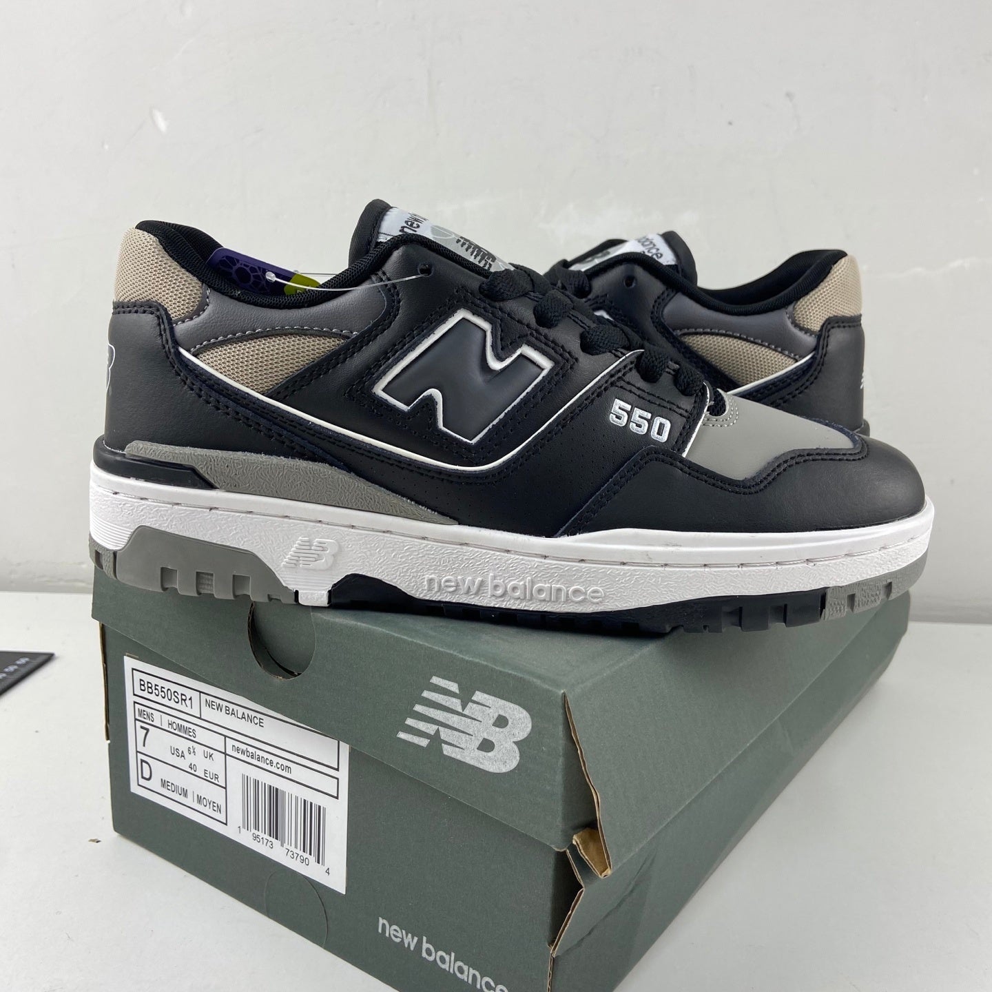550 Black and Grey