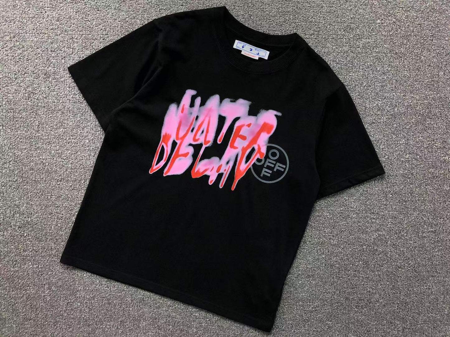 T-shirt Off
