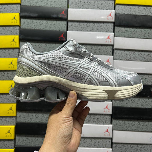 Gel-Kinetic Fluent White and Silver